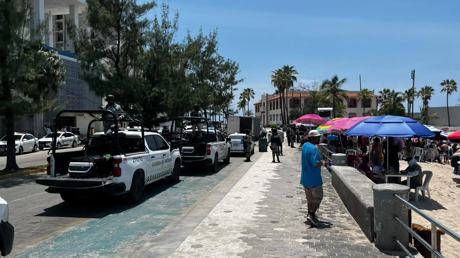 $!Semarnat suspende operativo en Playa Pinitos ante resistencia, pero advierte: ‘Vamos a recuperar este espacio’