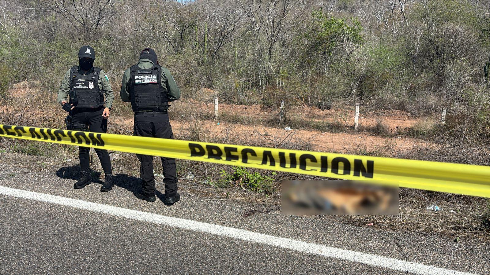 $!Hallan a joven asesinado en la carretera Culiacán-Los Mochis