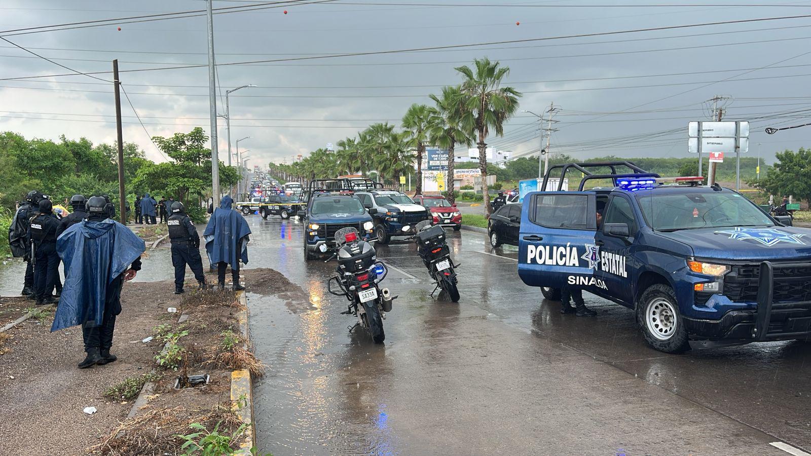 $!Atacan a balazos policías estatales y municipales en Culiacán