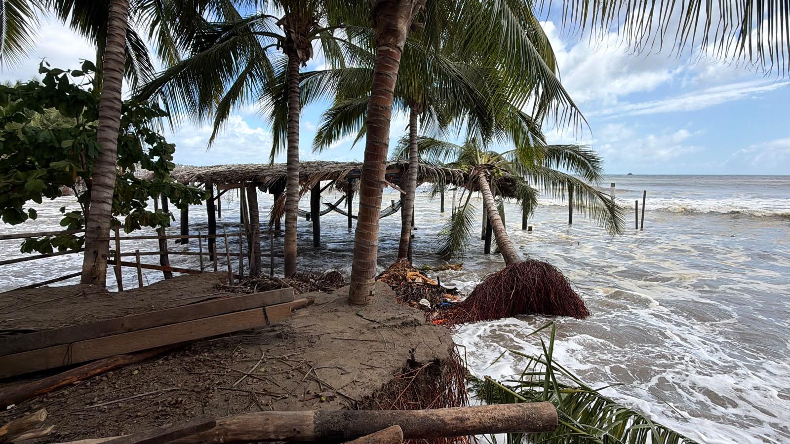 $!Fuerte oleaje por ‘Rachel’ deja daños y pérdidas económicas en la Isla de la Piedra