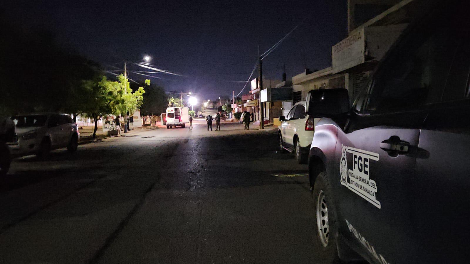 $!Hallan a un hombre asesinado y envuelto en una cobija en la colonia Ferrocarrilera, en Culiacán