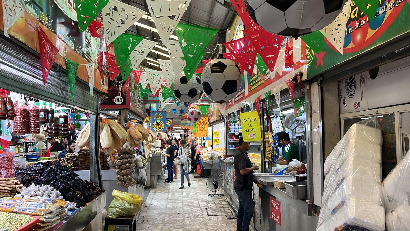 $!Centro de Culiacán se pinta de verde previo a debut del Tri en el Mundial 2026