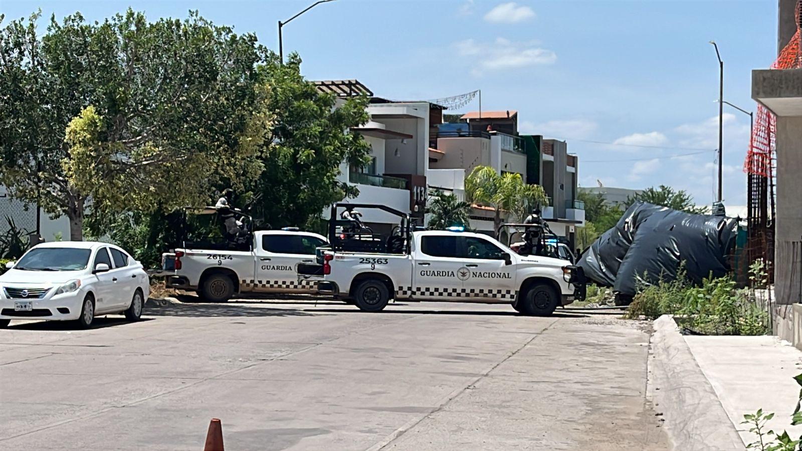 $!Guardia Nacional realiza operativo en domicilio de Isla Musala, Culiacán