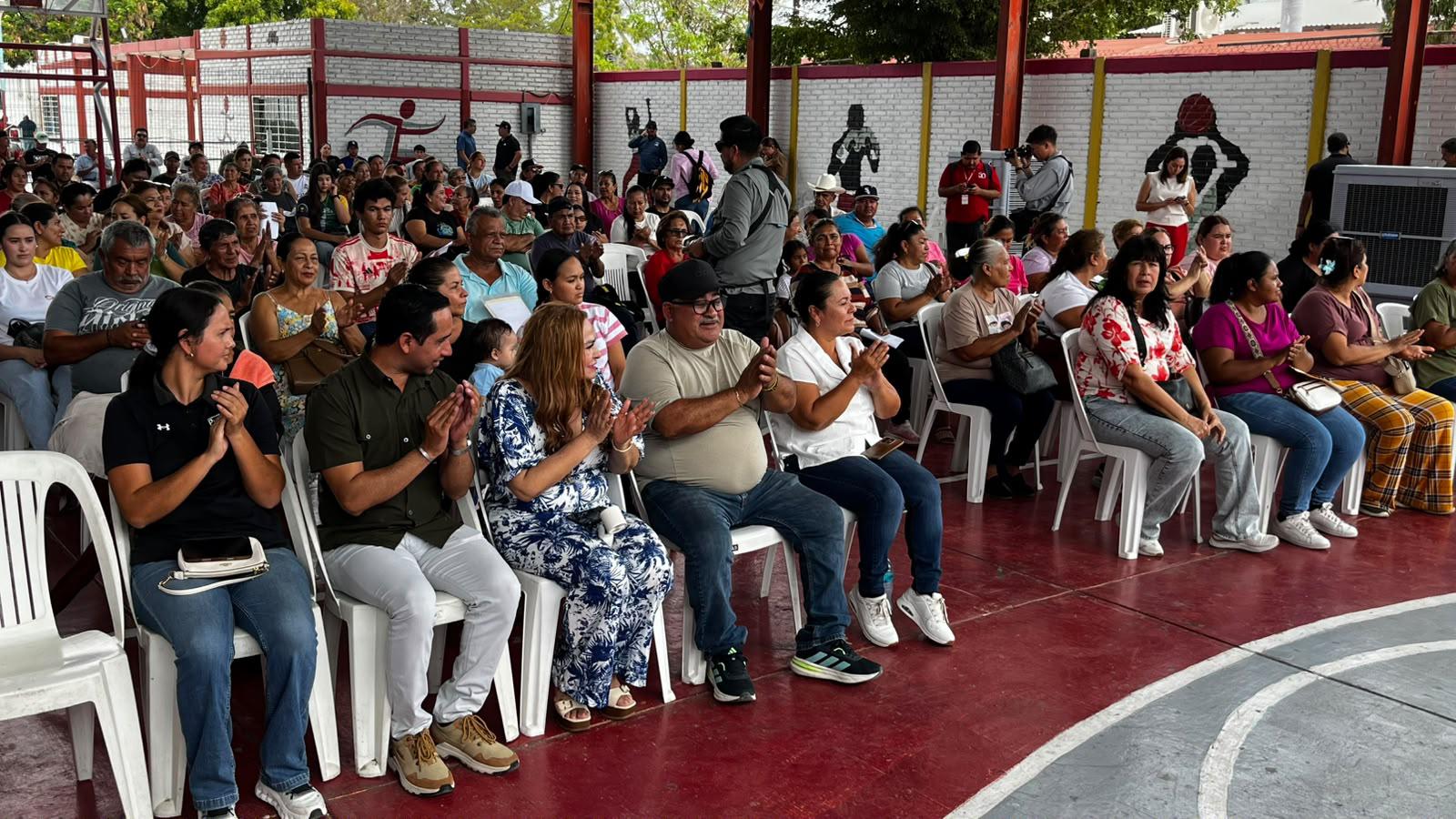 $!Lleva Mazatlán apoyos del programa Peso a Peso a 14 comunidades rurales