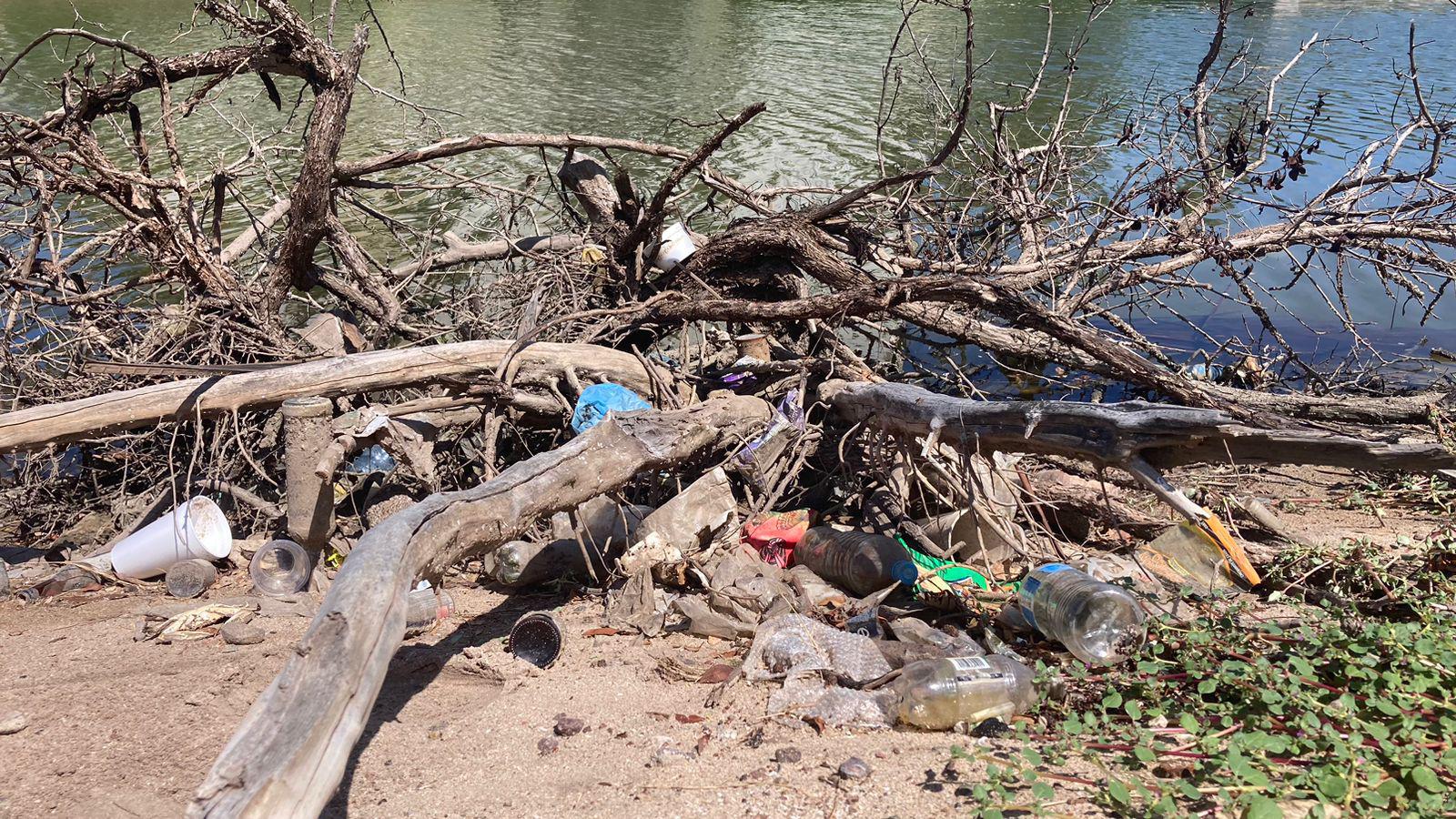 $!Recibe zona de Cerritos, en Mazatlán, descargas de aguas residuales