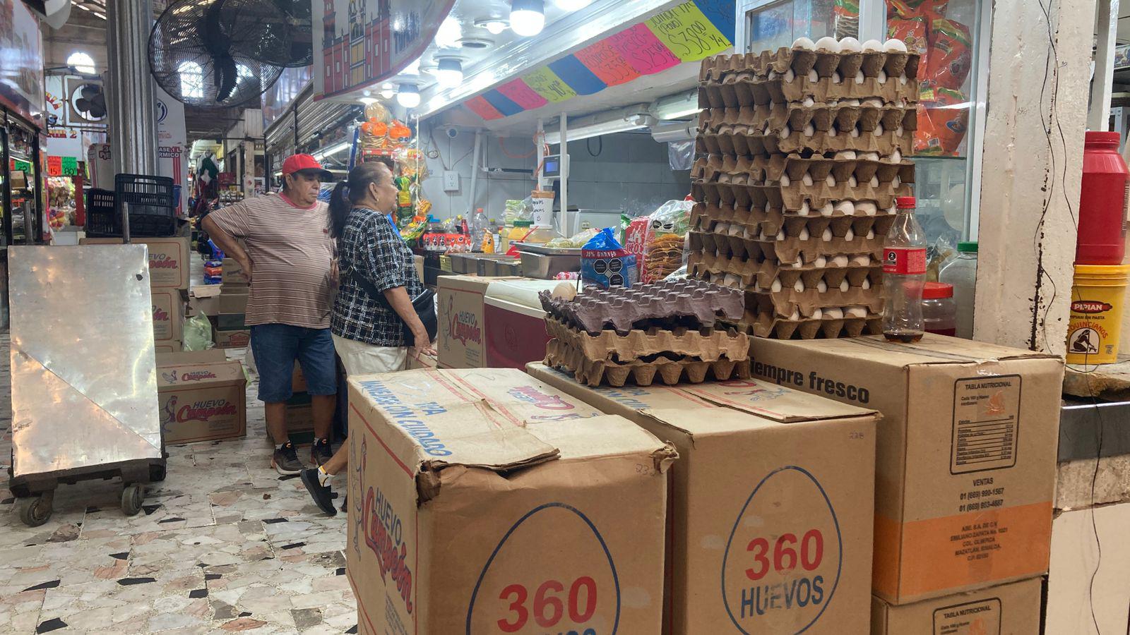 $!Reportan comerciantes de Mazatlán que no hay escasez de huevo