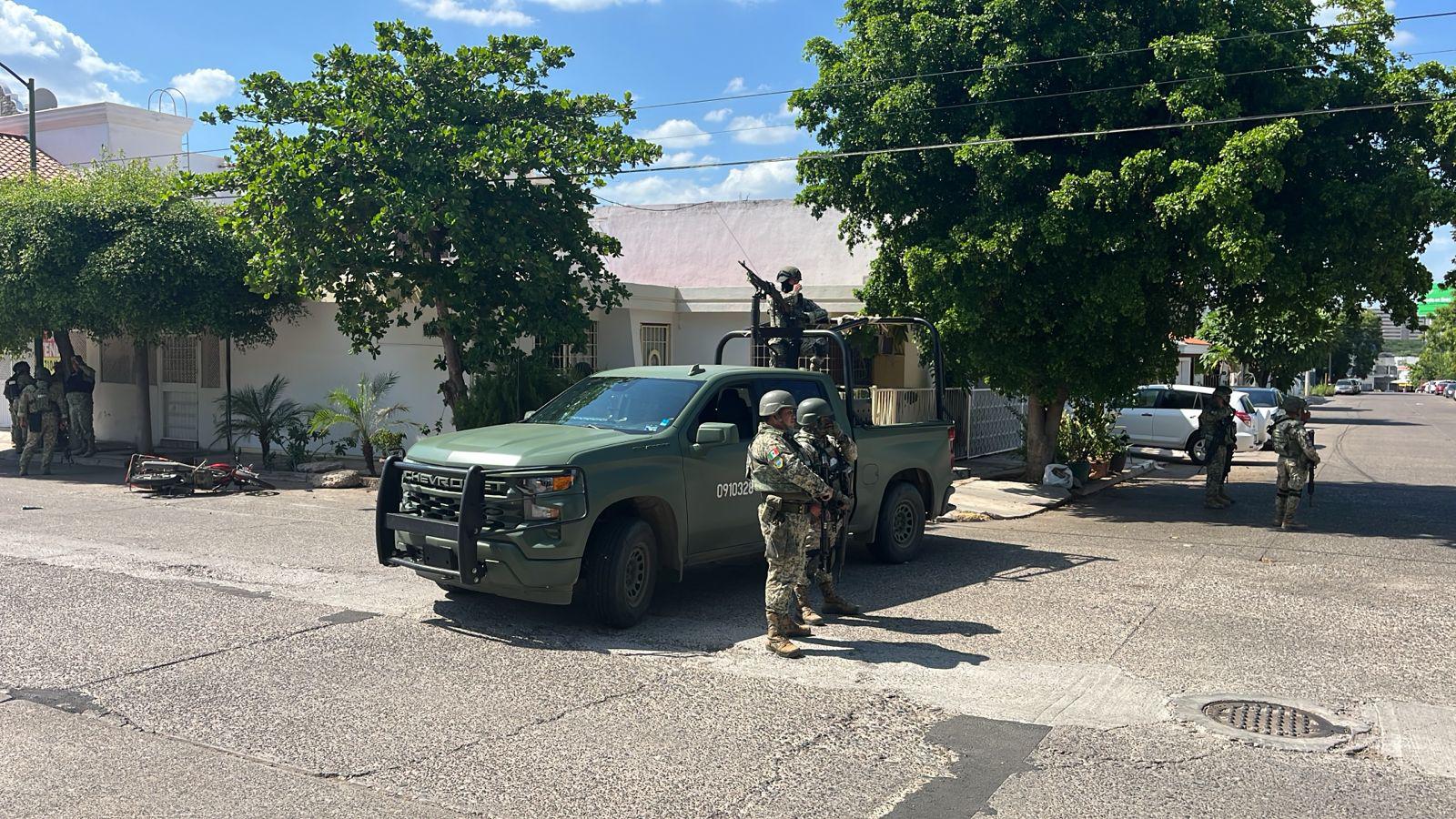 $!Privan de la libertad a repartidor de comida en colonia Lomas del Bulevar, en Culiacán