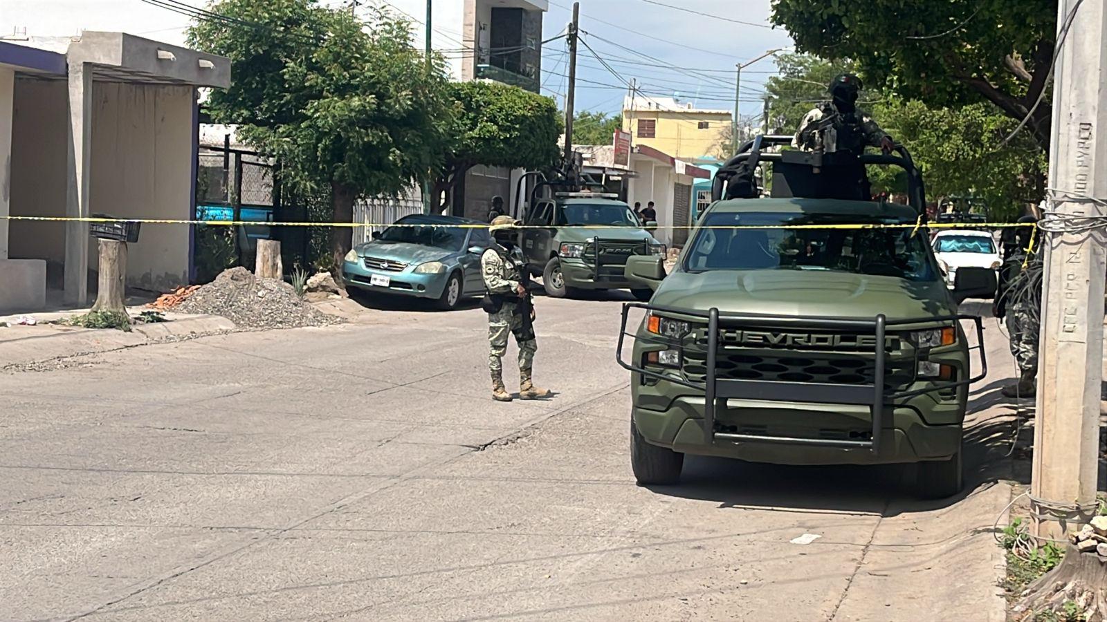 $!Asesinan a balazos a un joven en Villas del Real en Culiacán