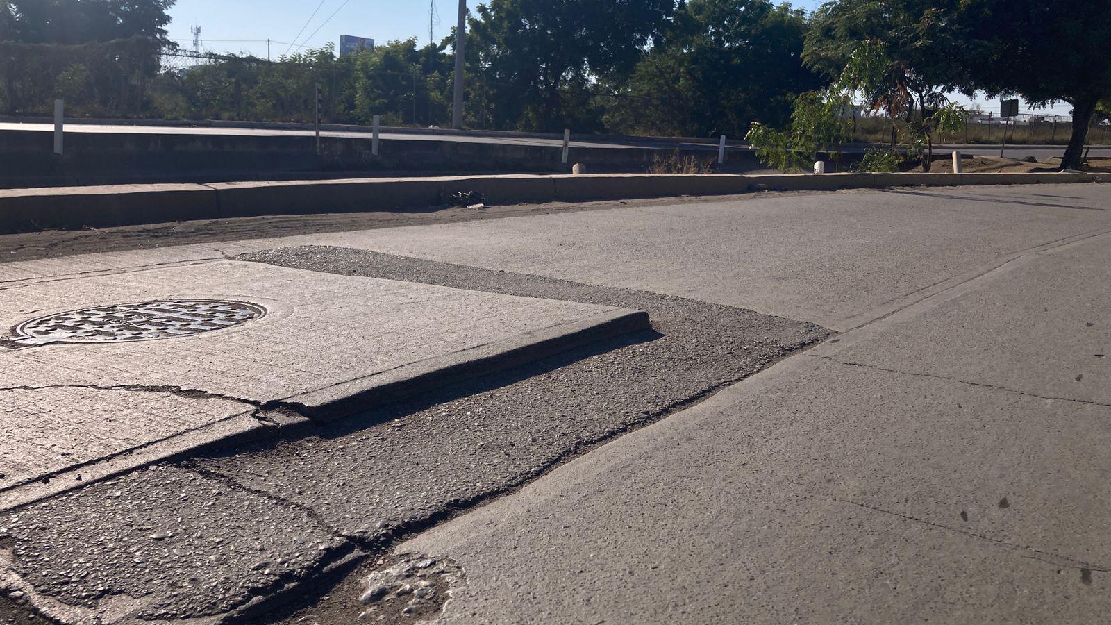 $!Canal sin protección en la Santa Rosa provoca constantes volcaduras en Mazatlán