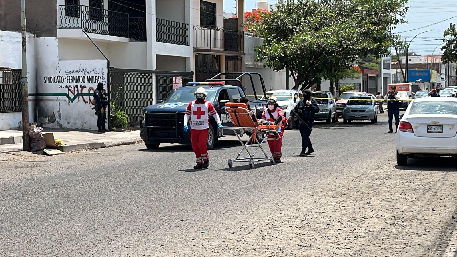 $!Ataque a balazos deja un herido en bar de la colonia Centro, en Culiacán