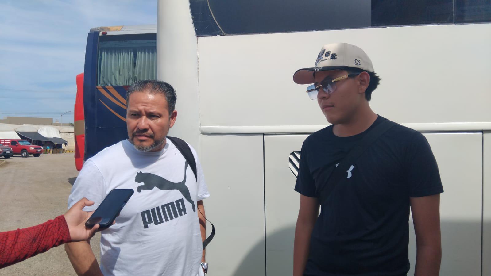 $!Turistas de charters arriban a Mazatlán con grandes expectativas del Carnaval