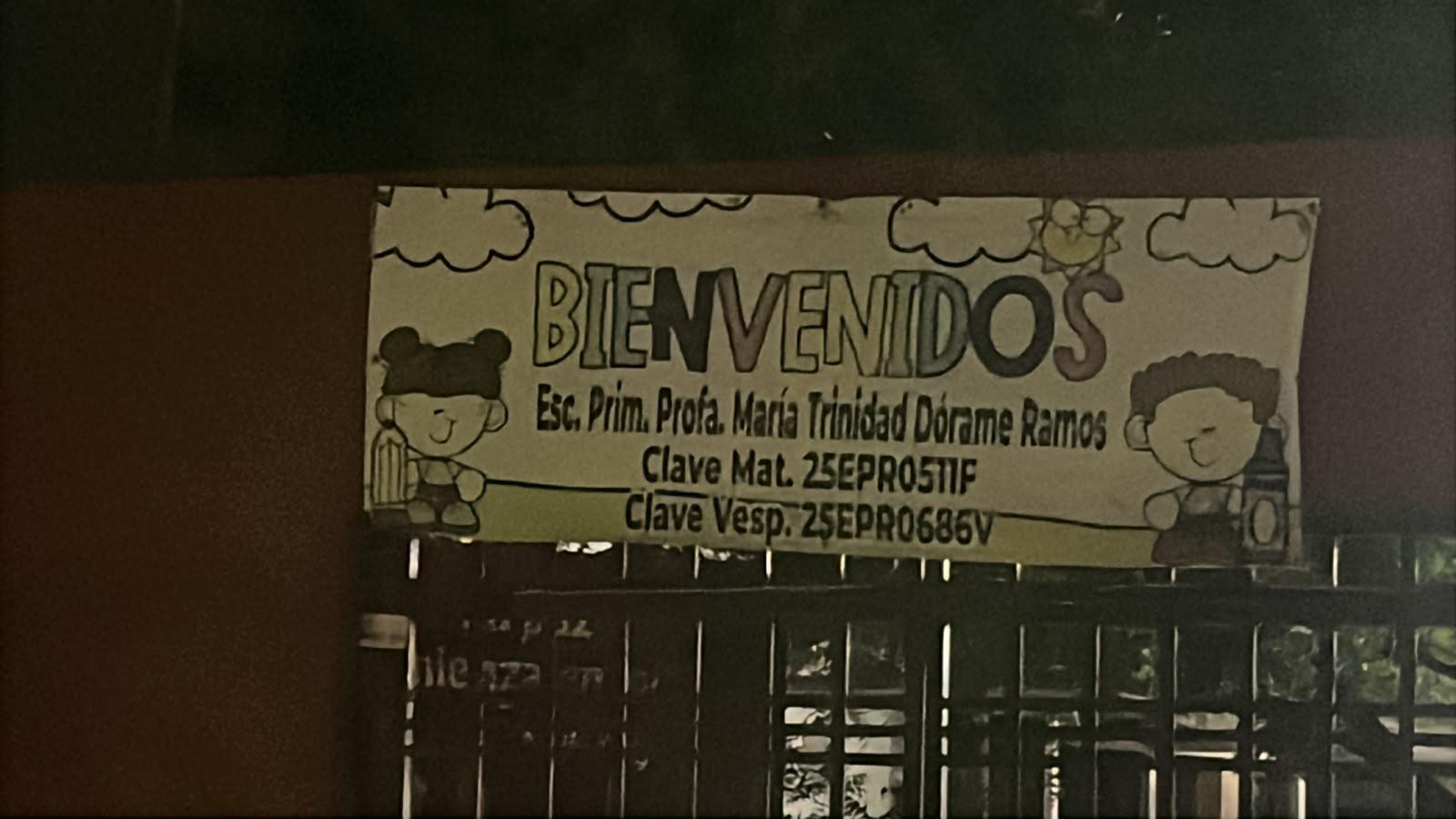 $!Atacan portón de una casa con explosivo en el sector Mercado de Abastos, al sur de Culiacán