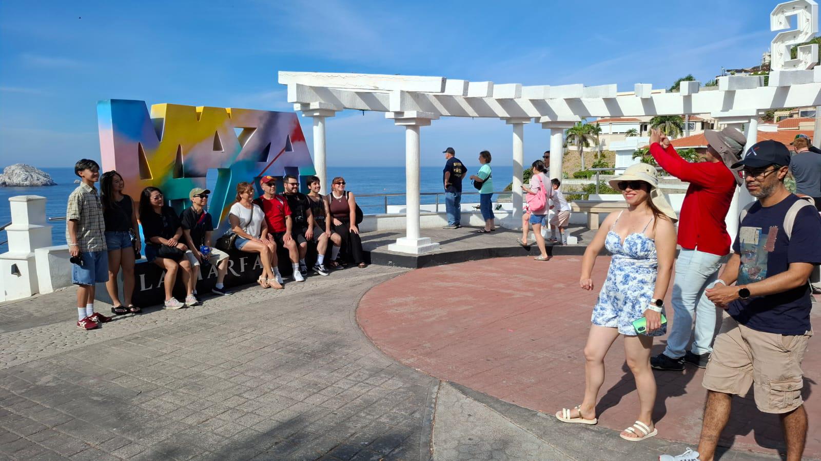 $!Recibe Mazatlán dos cruceros turísticos para cerrar noviembre