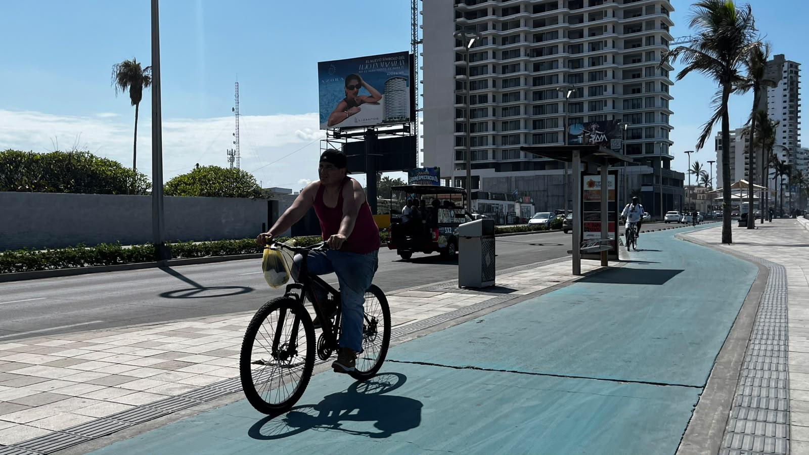 $!Prevalece sensación térmica superior a los 40 grados en Mazatlán