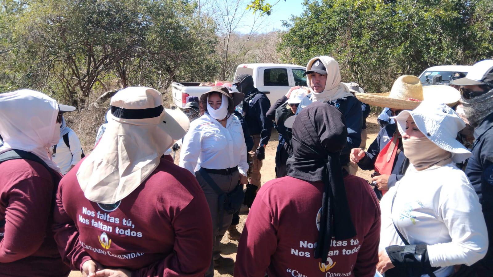 $!Colectivos y la Comisión Nacional de Búsqueda realizan jornada de prospección en El Verde, Concordia