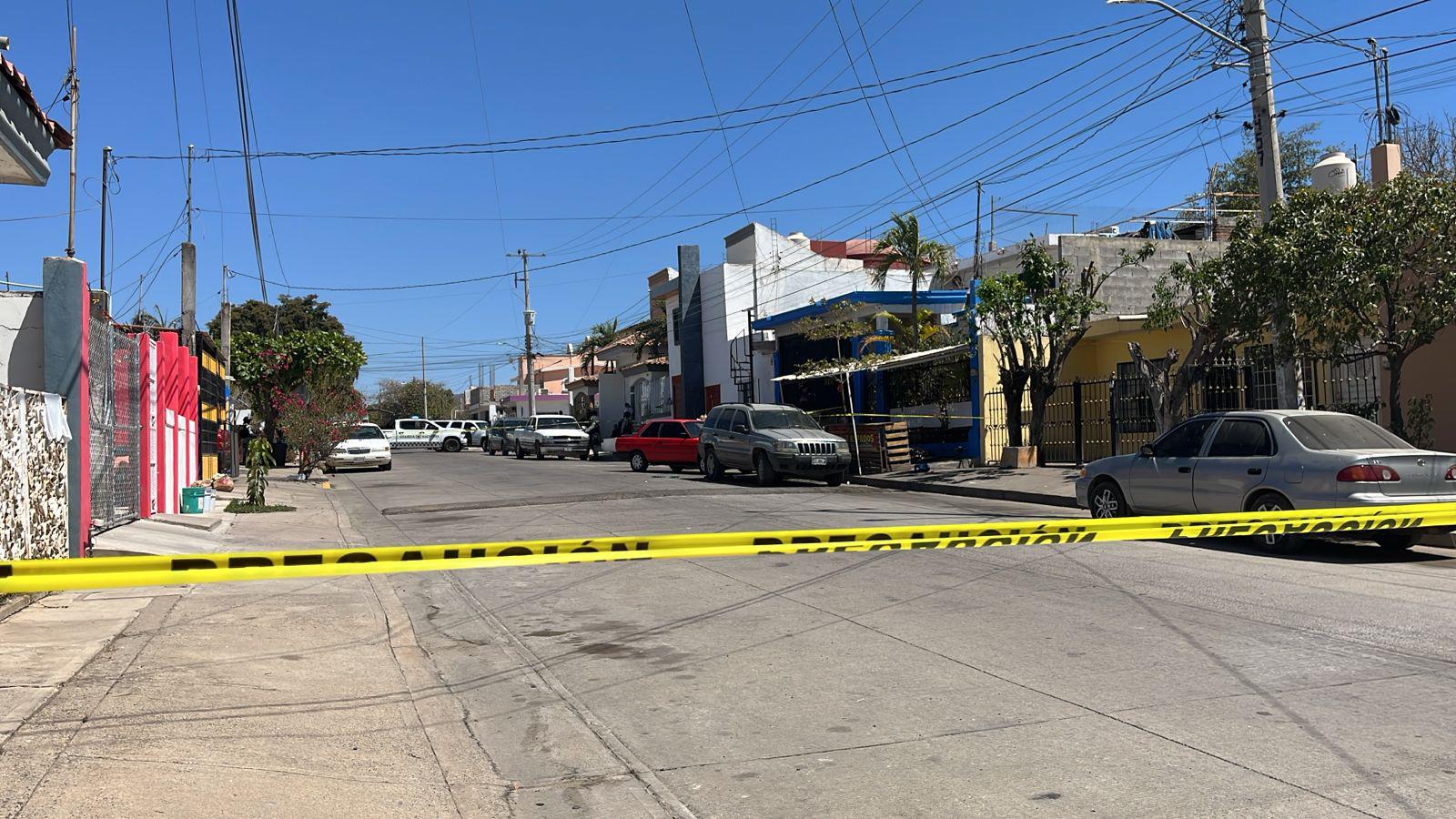 $!Asesinan a balazos a una adulta mayor y a un hombre en la colonia Guadalupe Victoria, en Culiacán