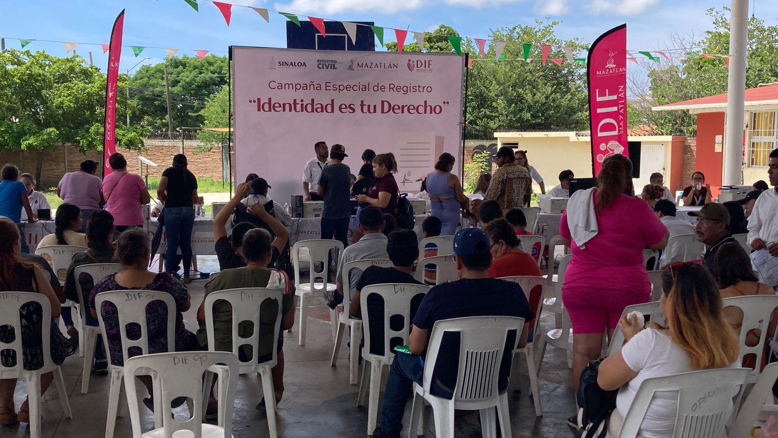 $!Más de 500 mazatlecos acceden a trámites gratuitos con la campaña ‘Identidad es tu Derecho’