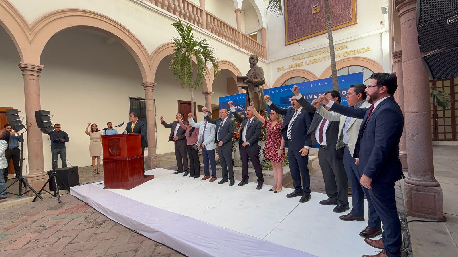 $!Celebra UAS 151 aniversario, señalando presuntos embates con Gobierno del Estado