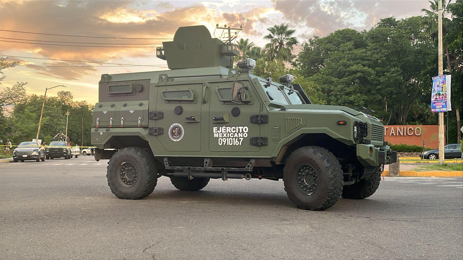 $!Emprenden persecución a balazos y detienen a un civil que recién había robado un vehículo en Culiacán