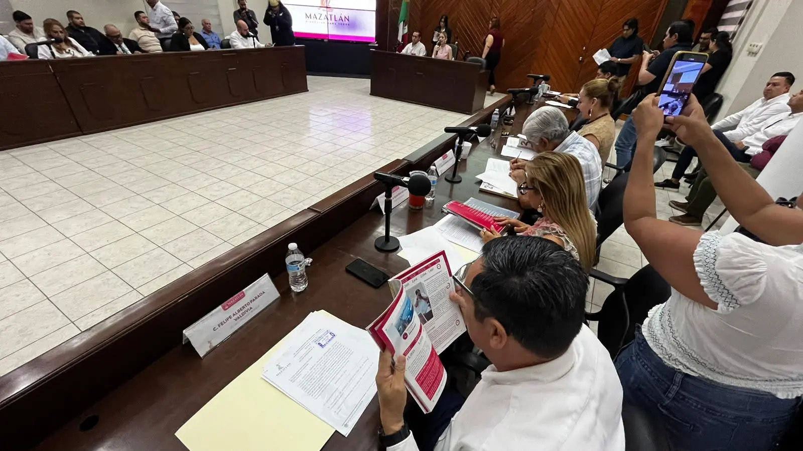 $!Presenta Alcaldesa de Mazatlán Segundo Informe de Gobierno al Cabildo