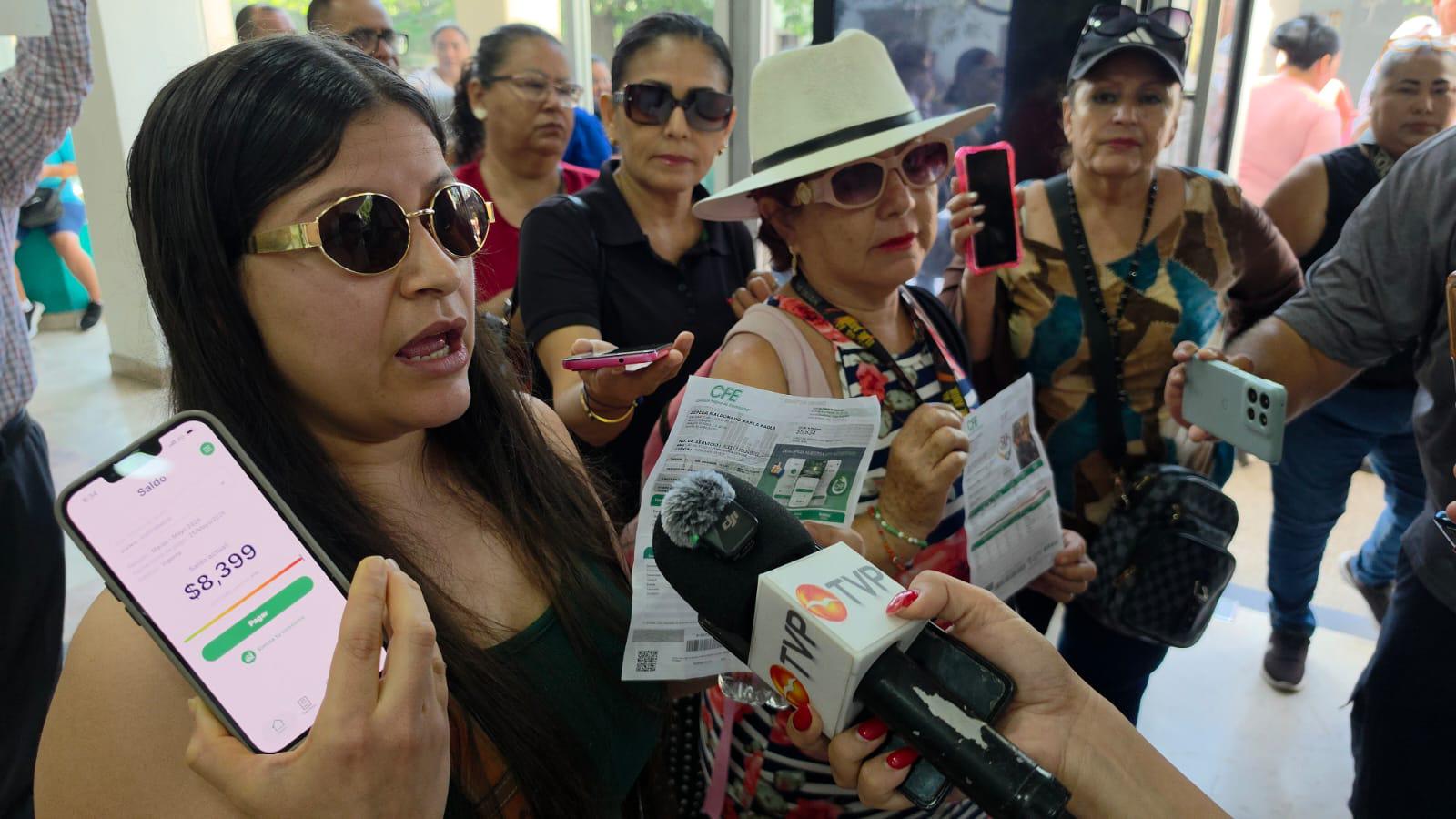 $!Protestan por altos cobros en la CFE Mazatlán