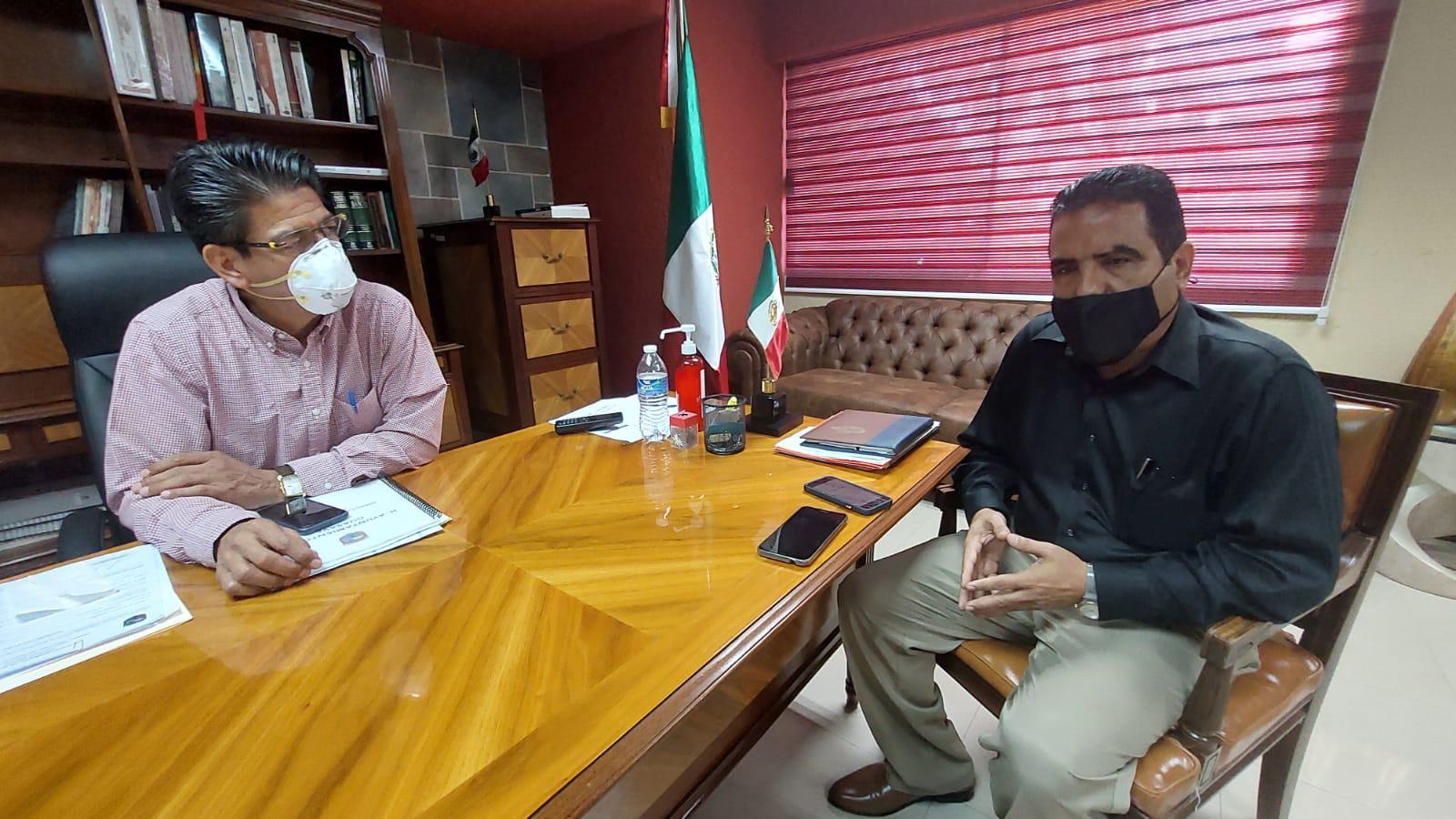 $!Con cuenta de gasto corriente en ceros y requerimiento de CFE recibe el Municipio el nuevo Alcalde de Guasave