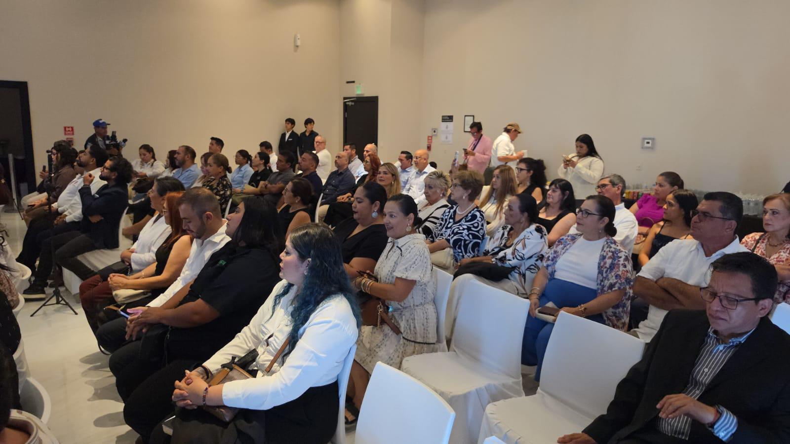 $!Apuestan a la anfitrionía para que regrese turismo y recomienden a Mazatlán