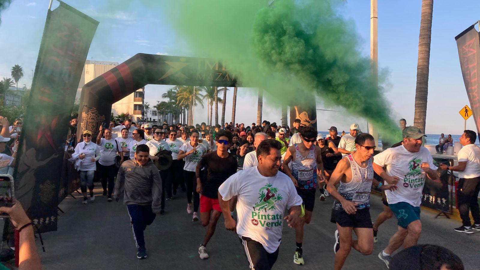$!‘Píntate de Verde’ reúne a más de 5 mil participantes en Mazatlán