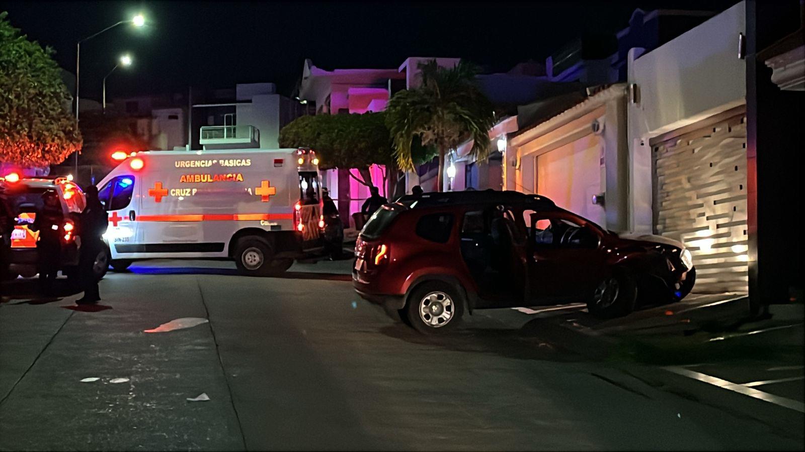 $!Ataque armado contra trabajadores del IMSS deja un muerto y una mujer herida en Culiacán