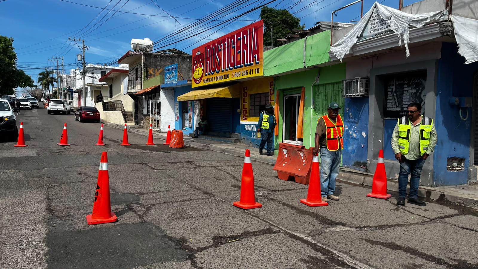 $!Dan banderazo de inicio de reencarpetado de Avenida Río Piaxtla y Calle Agustín Melgar, con inversión de $8.5 millones