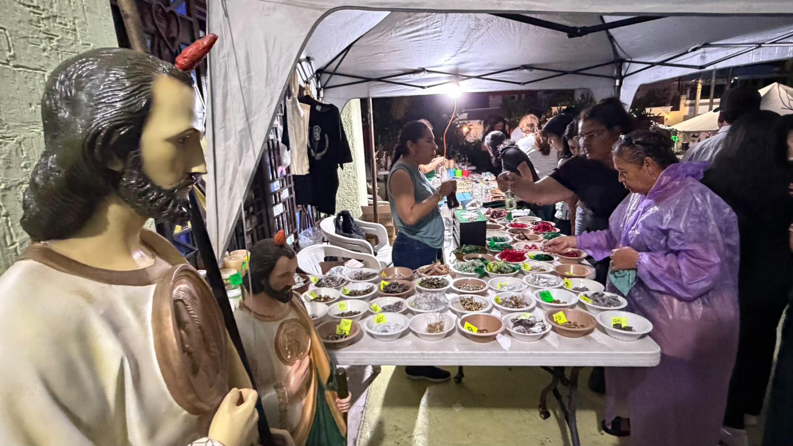 $!Celebran a San Judas Tadeo entre lluvia, peregrinaciones y oraciones por la paz en Mazatlán