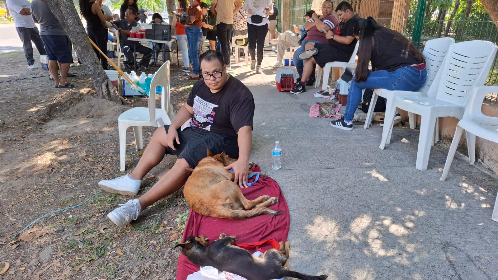 $!Suma ‘Huellitas del Bienestar’ nuevas adopciones en inauguración del Sendero de Paz en Parque Central