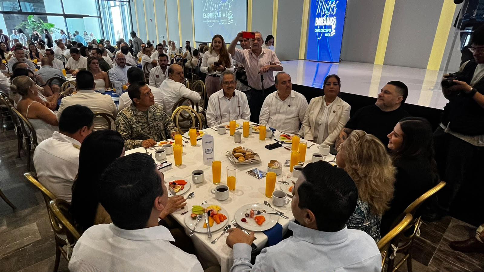 $!Celebra Canaco Mazatlán 142 años de historia y respaldo al comercio organizado