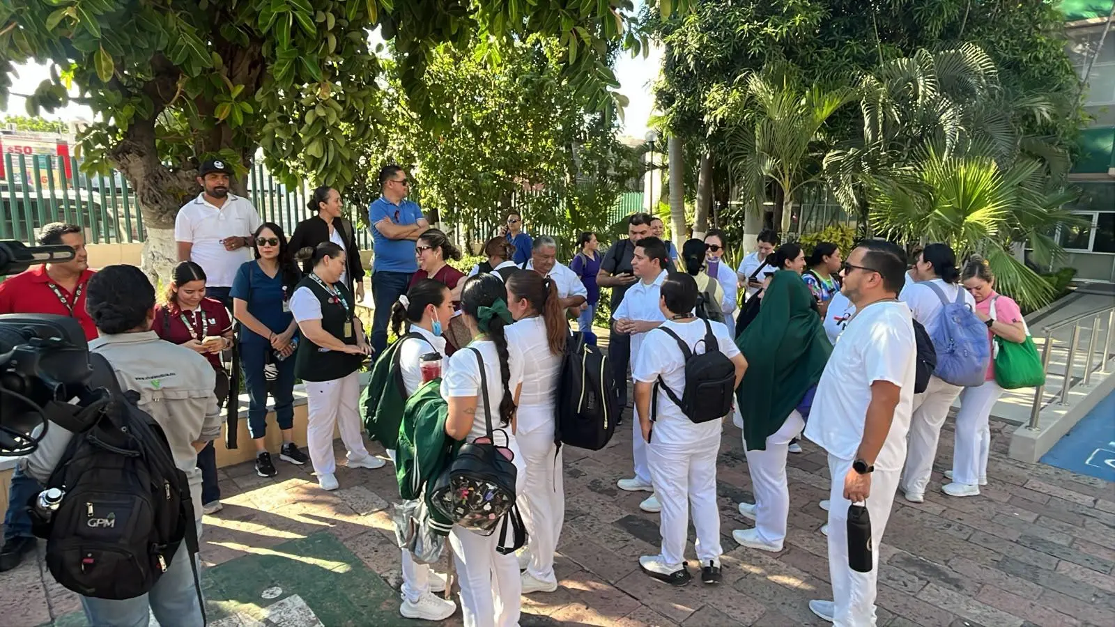 $!Personal del IMSS en Sinaloa exige aumento salarial e insumos