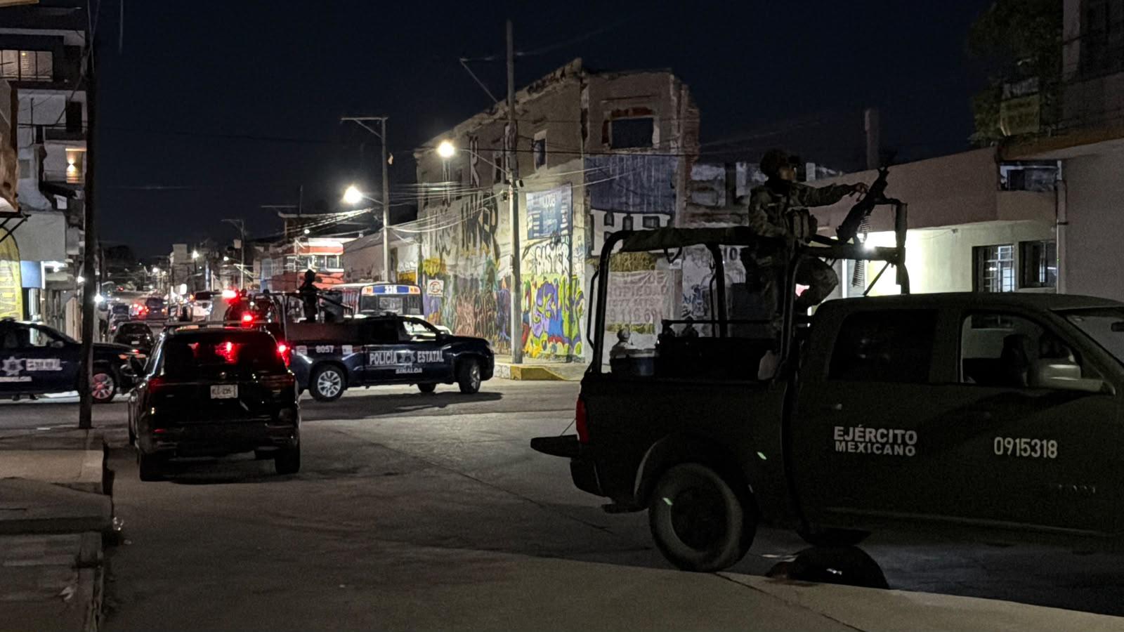 $!Aseguran vehículos blindados tras balaceras en Mazatlán; uno simulaba ser de Cemex