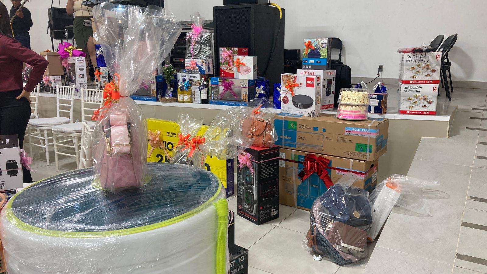 $!Celebra Stasam el Día de las Madres con fiesta, premios y reconocimientos