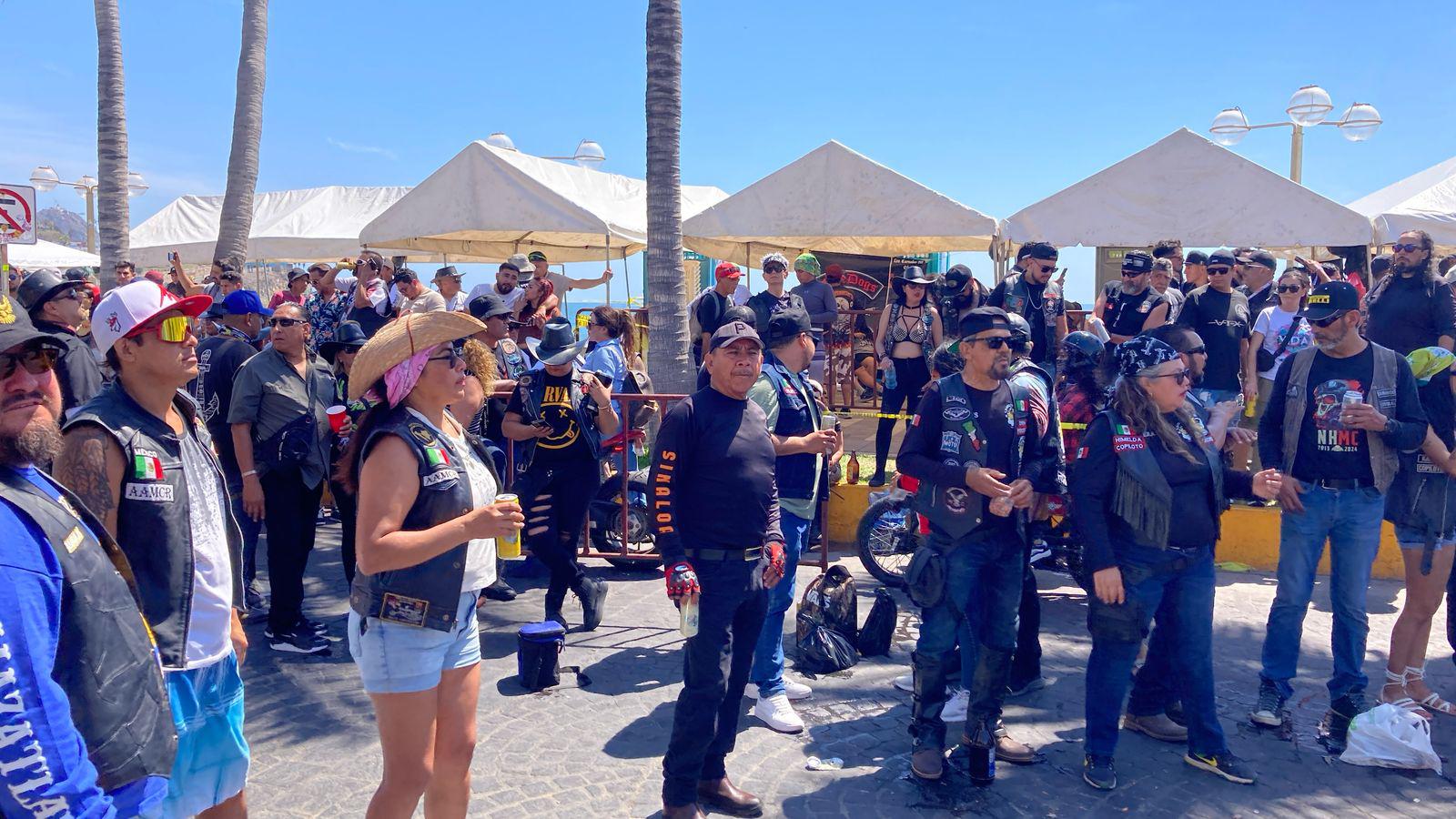 $!Disfrutan bikers de la comida de bienvenida de la Semana de la Moto Mazatlán 2025