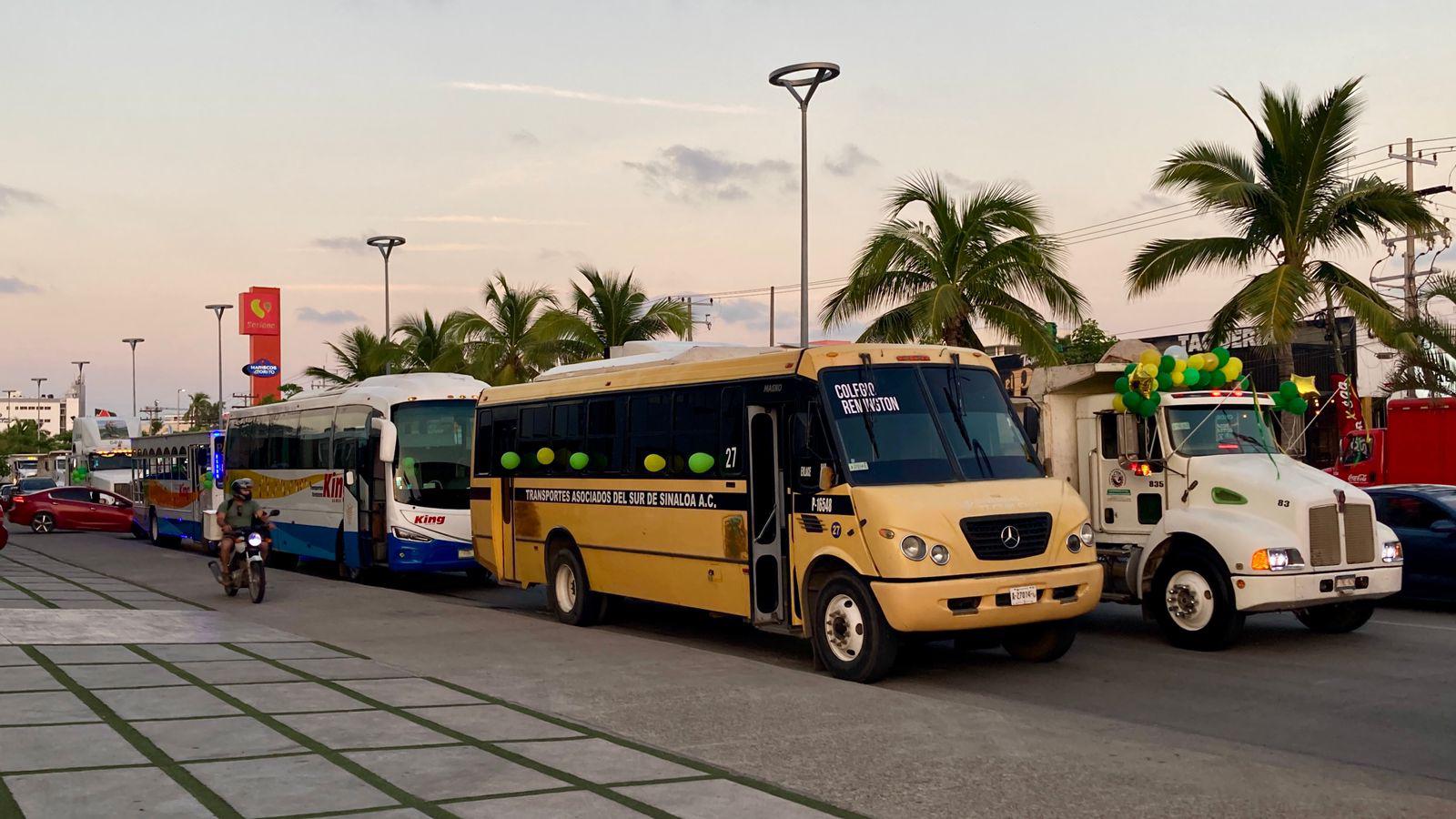 $!Transportistas celebran a San Judas Tadeo con peregrinación motorizada en Mazatlán