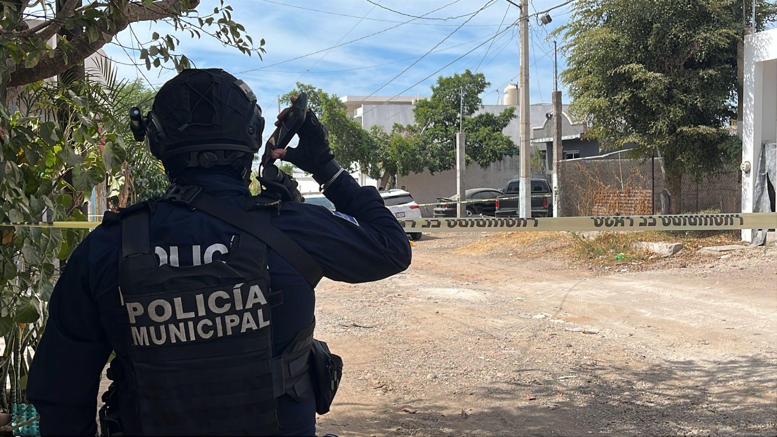 $!Hallan un hombre asesinado y carbonizado en un domicilio de la colonia Adolfo López Mateos, en Culiacán