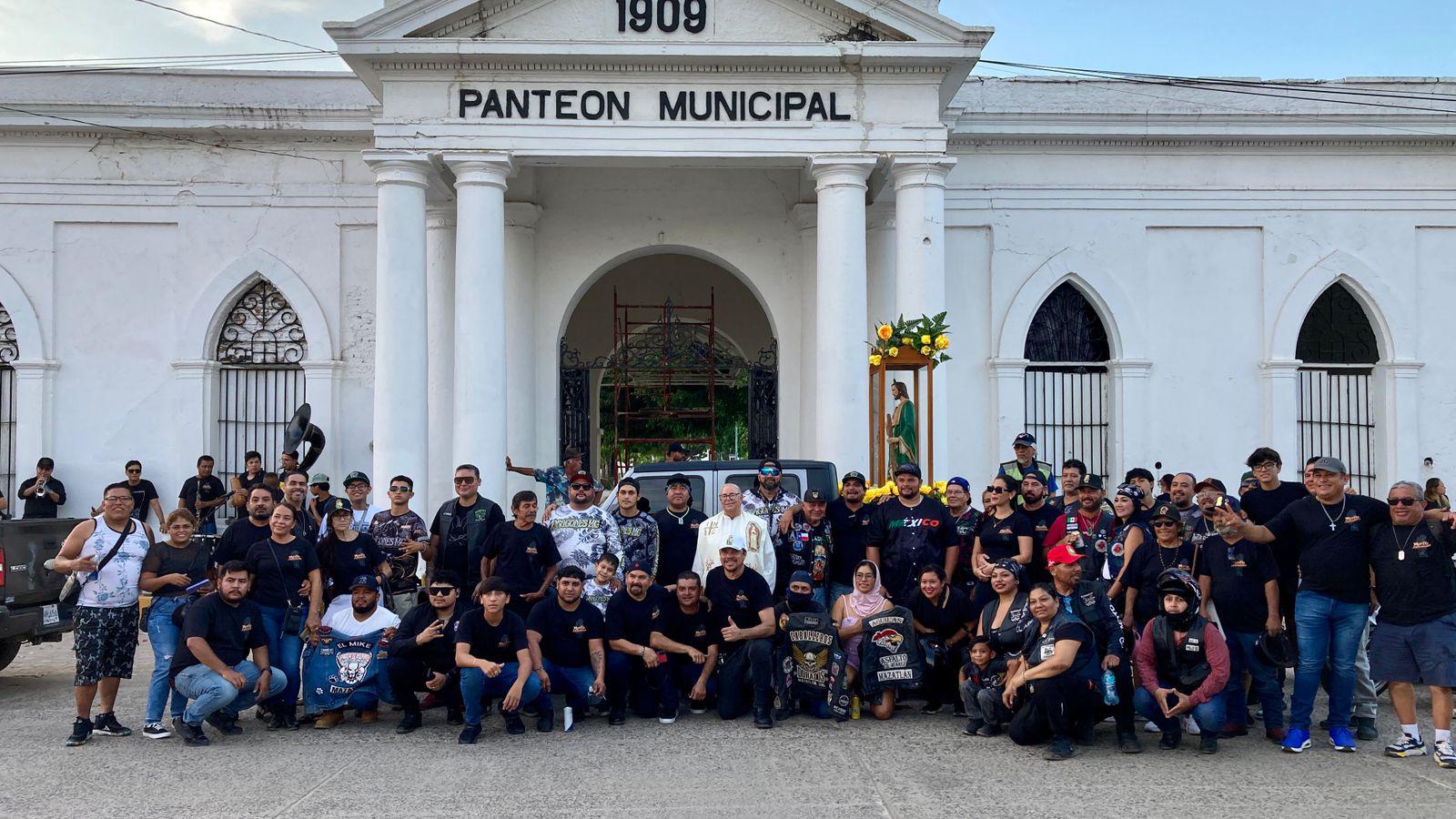 $!‘Bikers’ celebran peregrinación en honor a San Judas Tadeo en Mazatlán