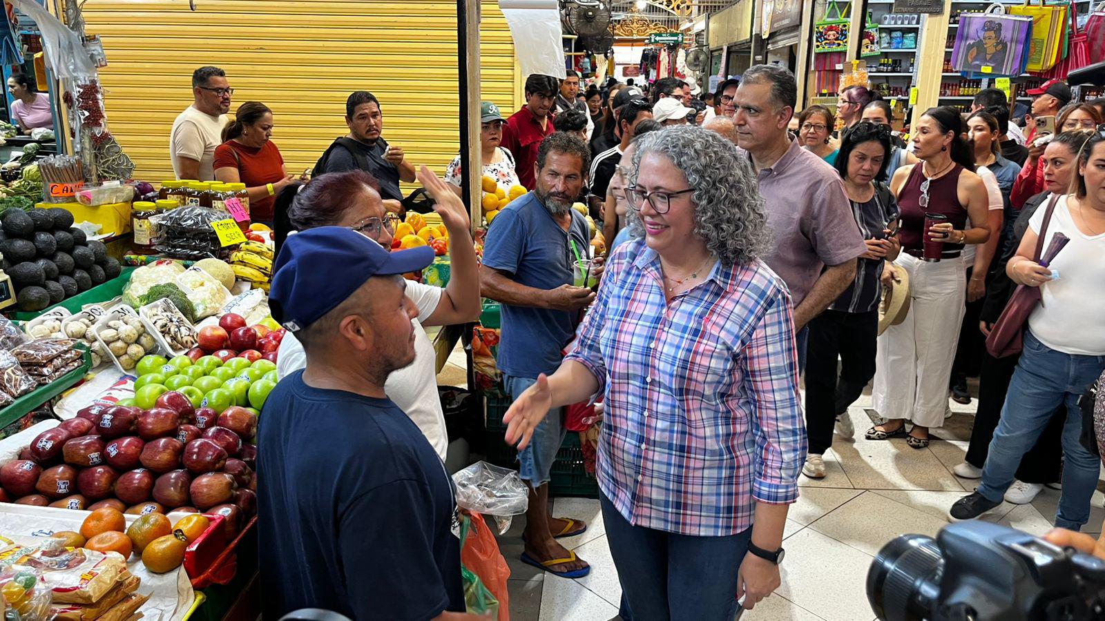 $!Tendrá Mercado Pino Suárez de Mazatlán nueva inversión: Gobernadora