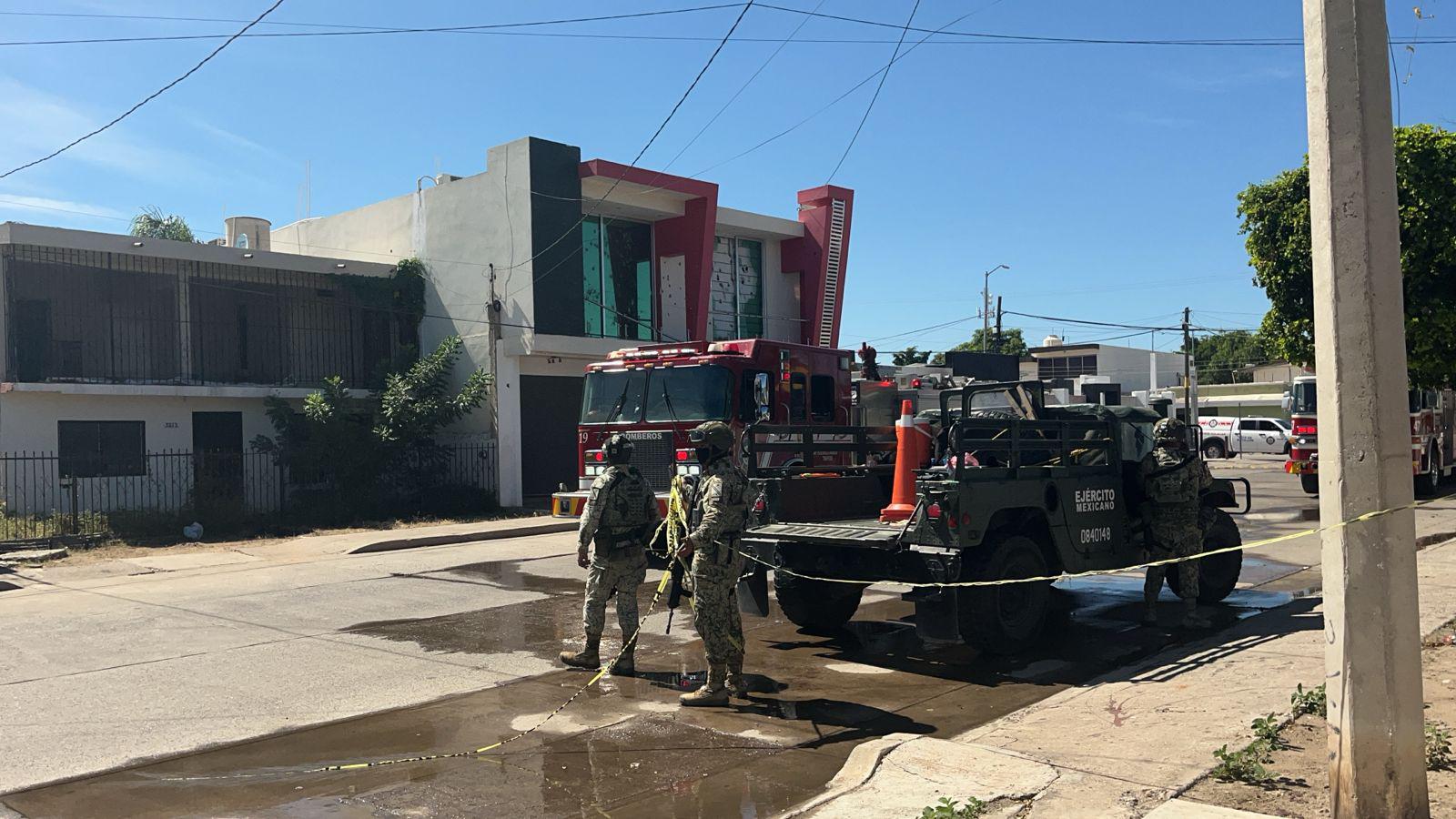 $!Balean e incendian vivienda de la colonia Guadalupe Victoria, en Culiacán