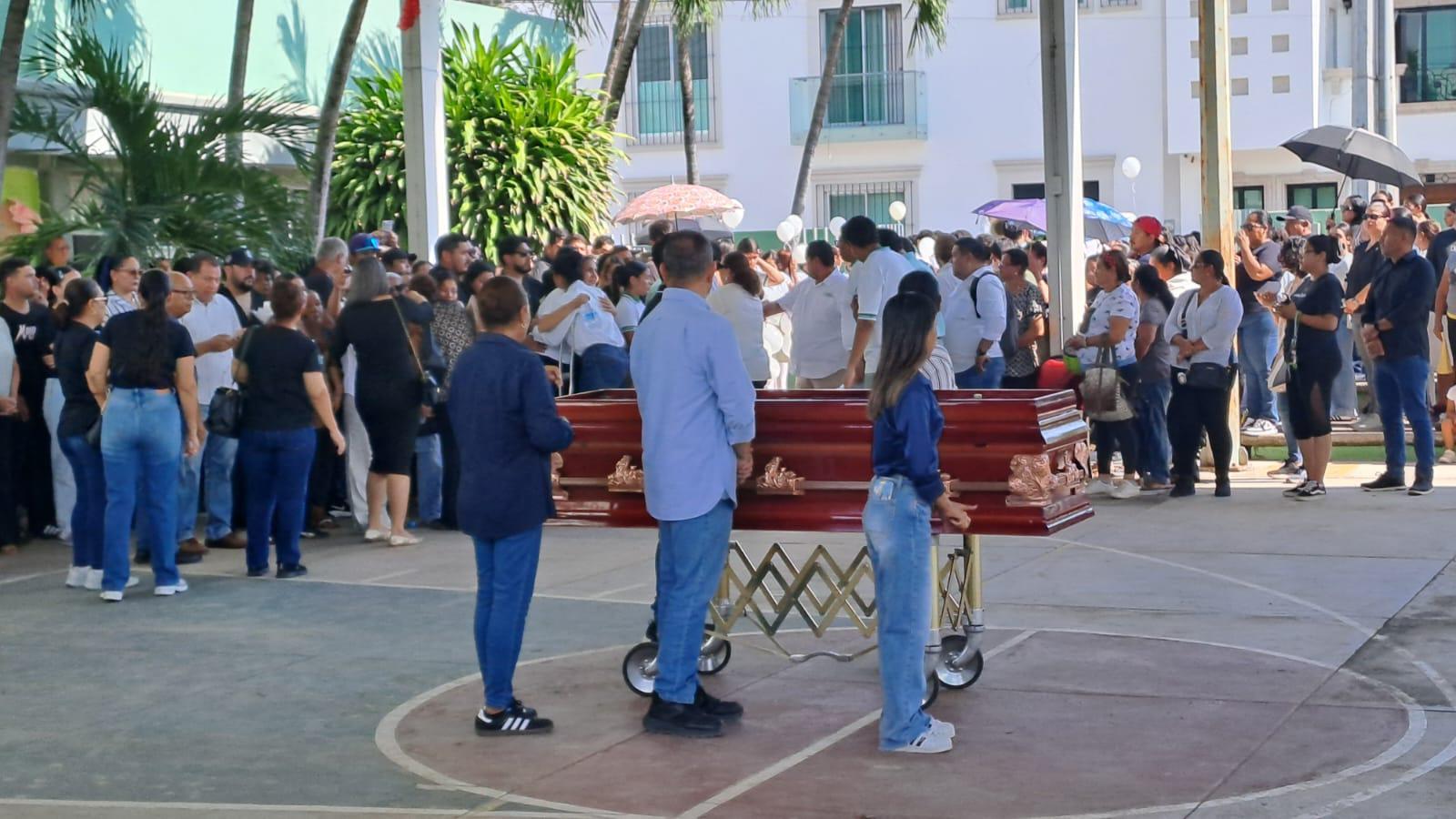 $!Para Ixchel sonó por última vez el timbre de salida de Cobaes en Rosario