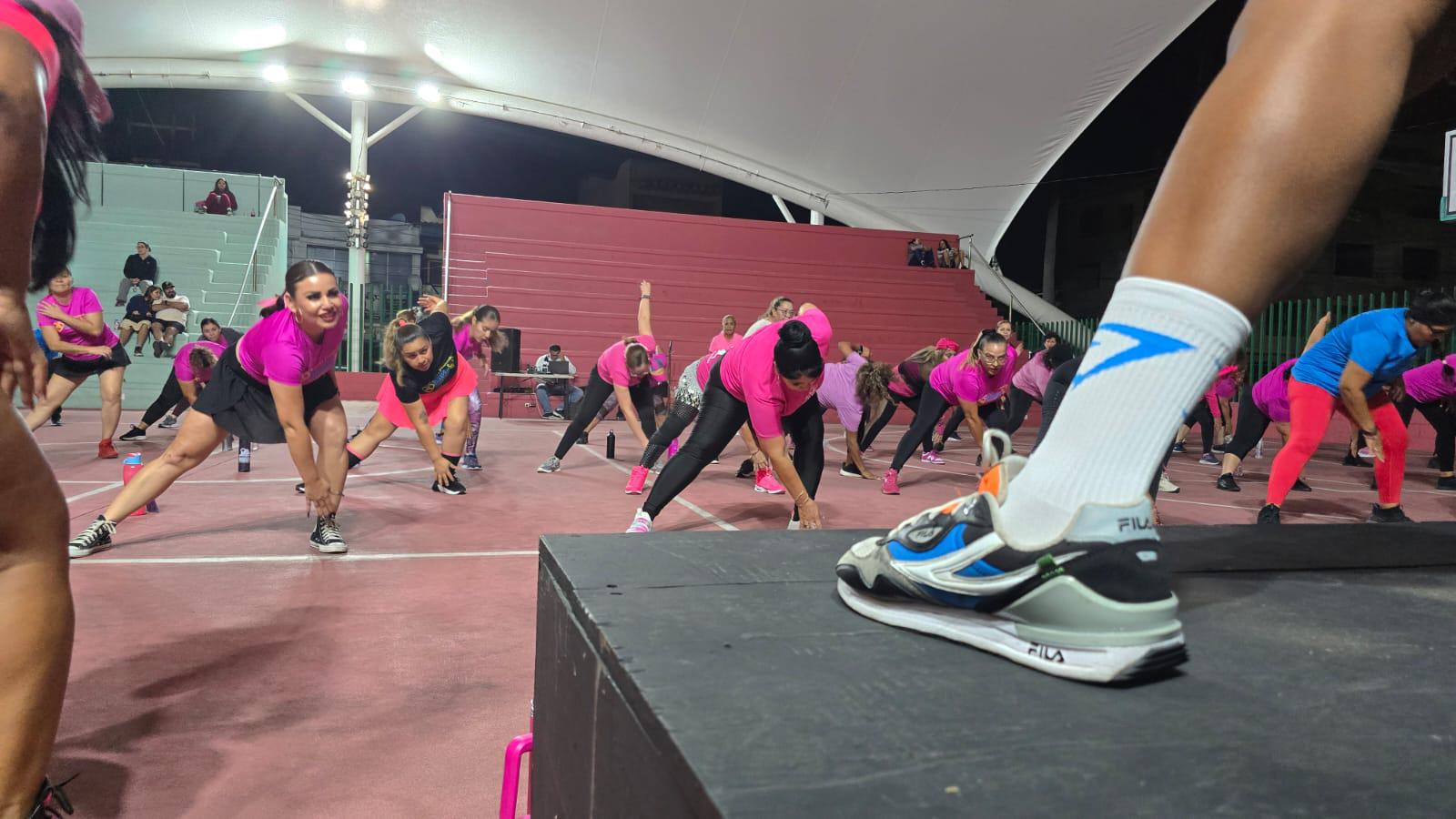 $!Celebran Chicos de Arranque 10 años de poner a bailar a los mazatlecos