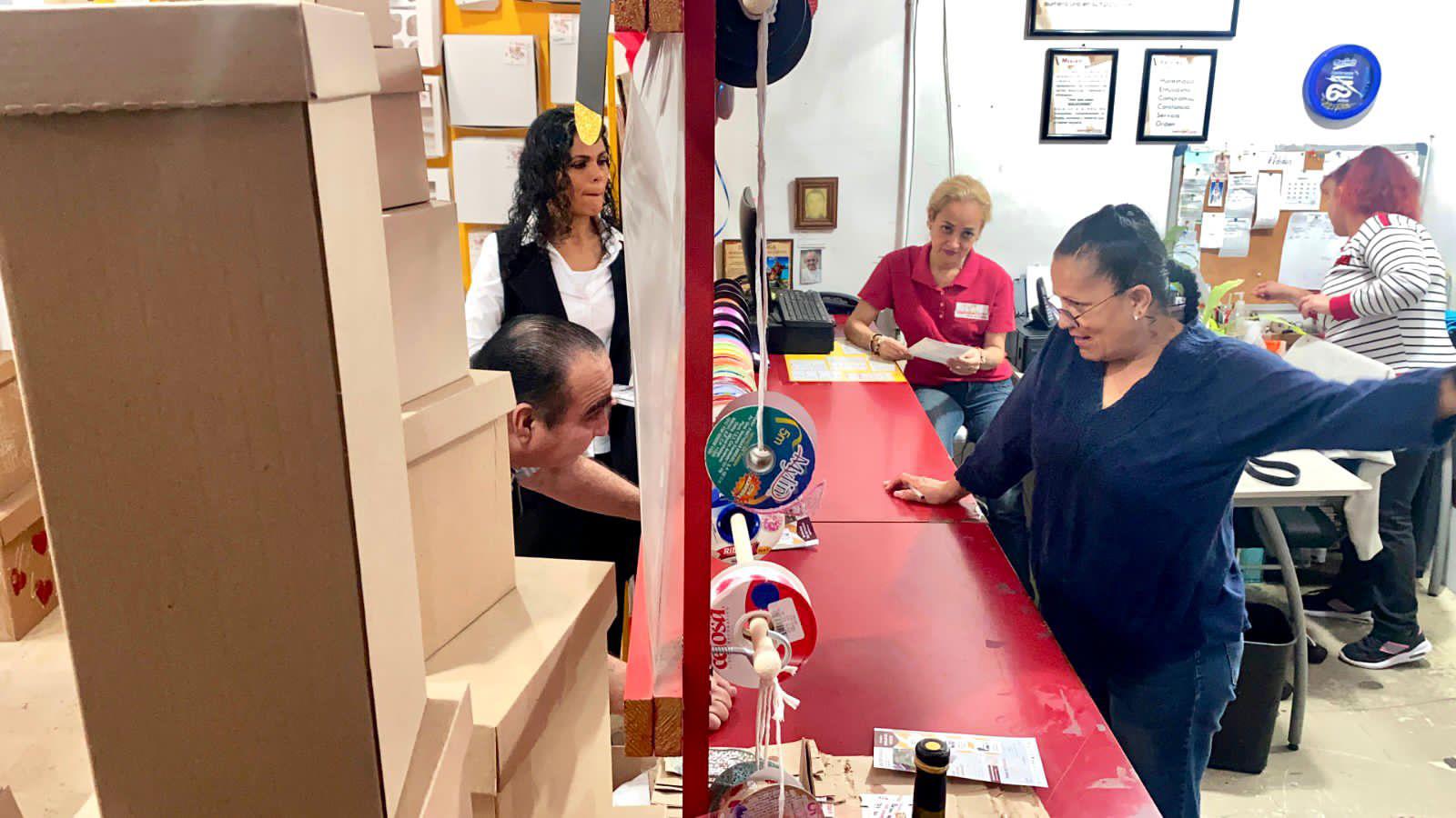 $!Apenas socializan, pero ya Tránsito aplica multas por estacionarse en carril preferencial