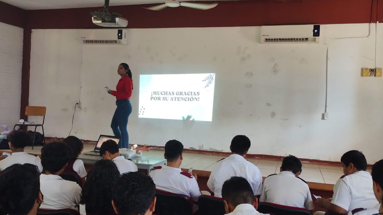 $!Lleva DIF Escuinapa pláticas sobre embarazo adolescente a escuelas