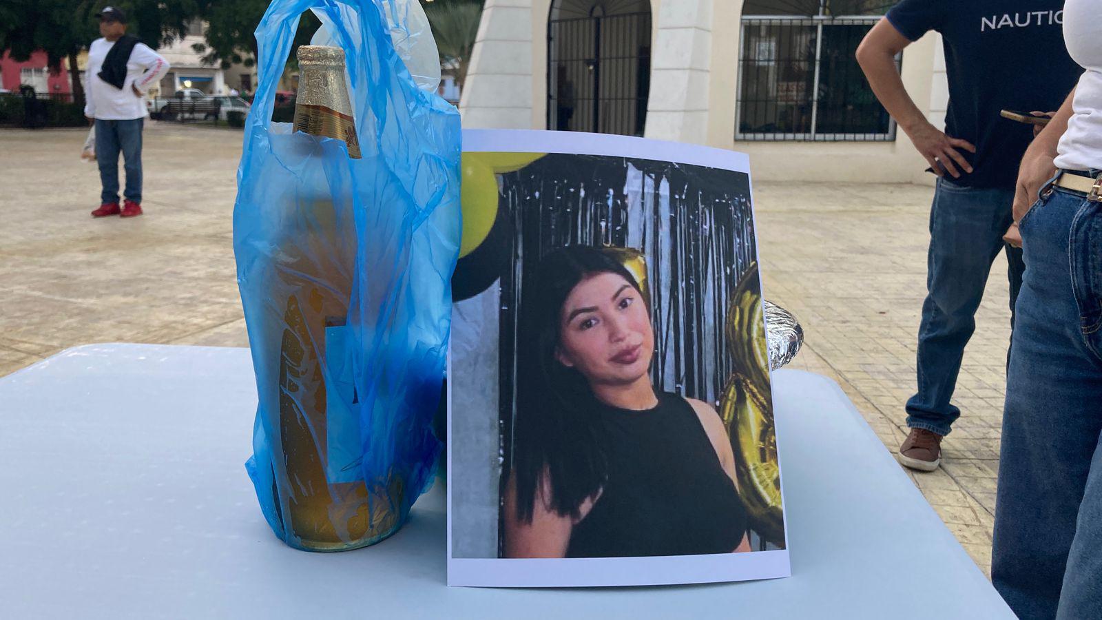 $!Realizan velada para personas desaparecidas en Mazatlán