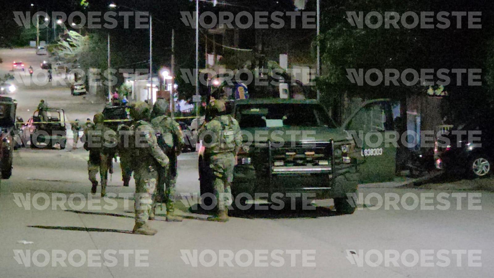 $!En ataques simultáneos, balean casas en las colonias Díaz Ordaz y Progreso, en Culiacán