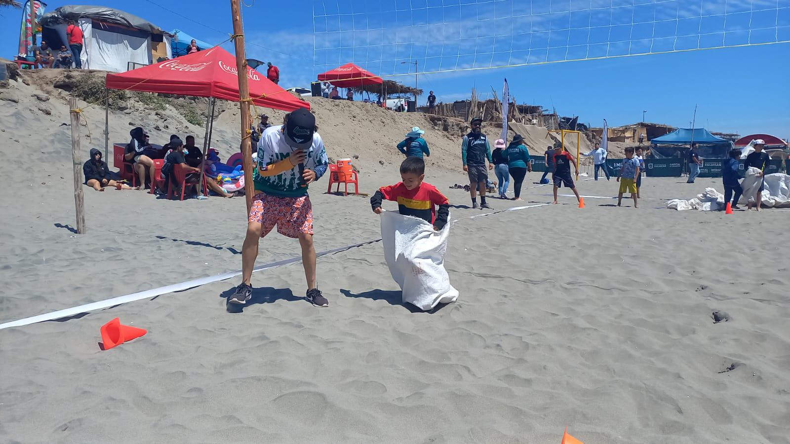 $!Concluye con éxito torneo de voleibol y futbol playero en Ponce