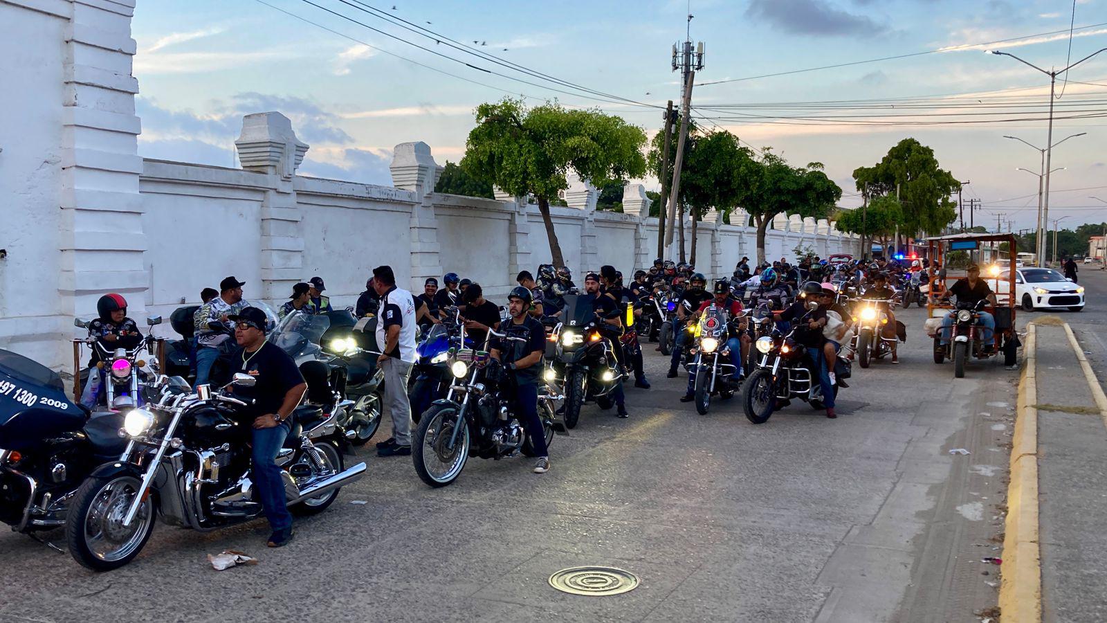$!‘Bikers’ celebran peregrinación en honor a San Judas Tadeo en Mazatlán